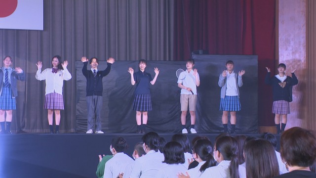 新制服のお披露目（倉敷翠松高校　2022年6月）