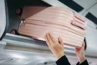 荷物を収納できない！？　実は4月から新たなガイドラインが登場しています（Freedomz/stock.adobe.com）