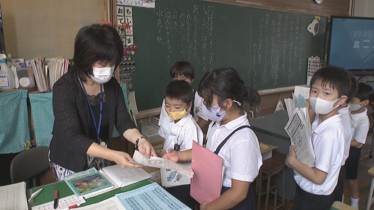 クラスメートとの再会喜ぶ 香川県の公立小中学校で始業式 | KSB