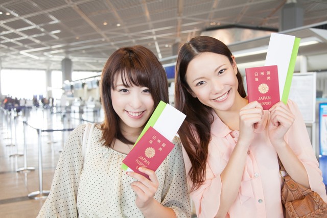 今年こそ海外旅行に行きたい！　※画像はイメージです（Paylessimages/stock.adobe.com）