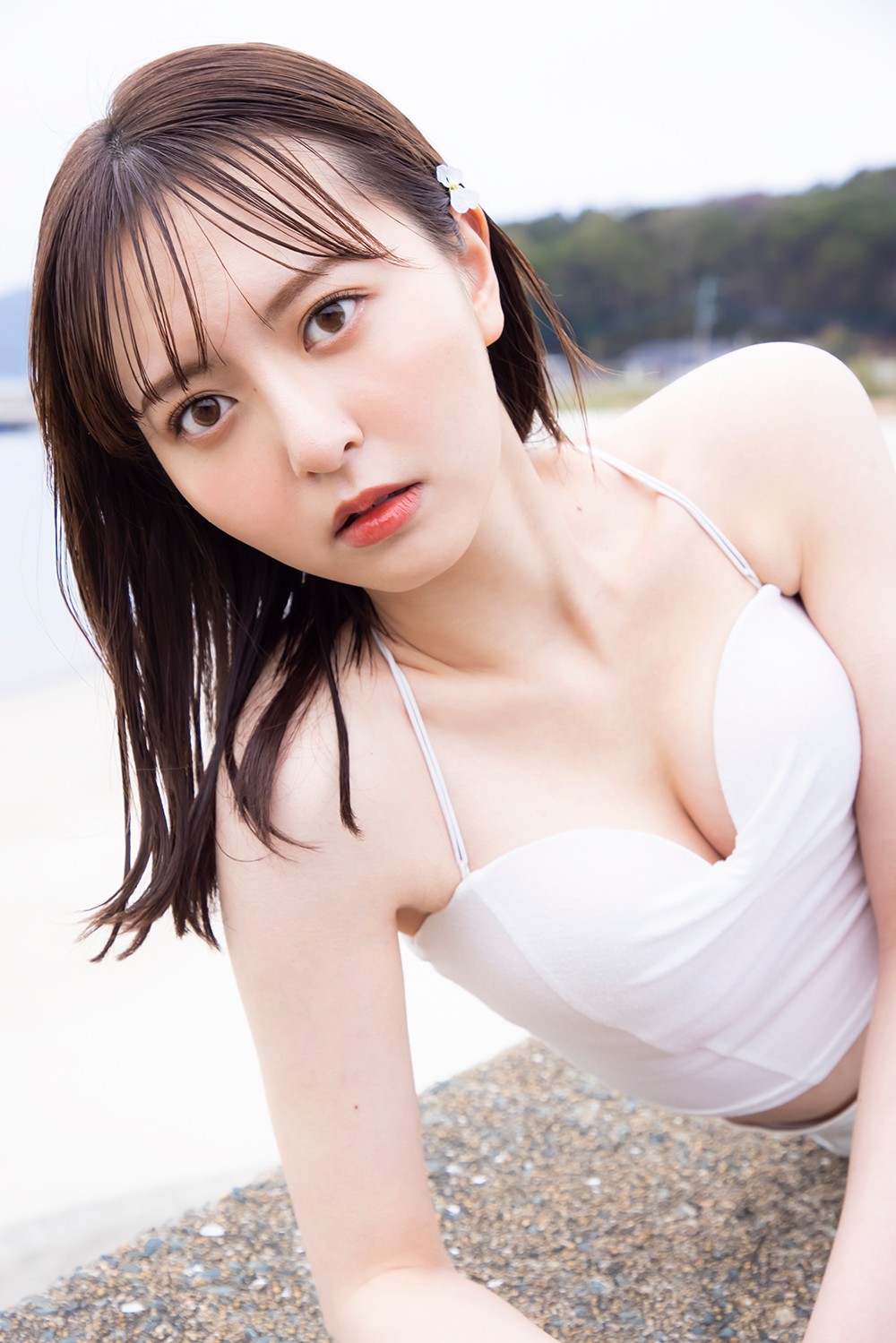 HKT48 森保まどか卒業前ラストフォトブック 本拠地福岡でオールロケ