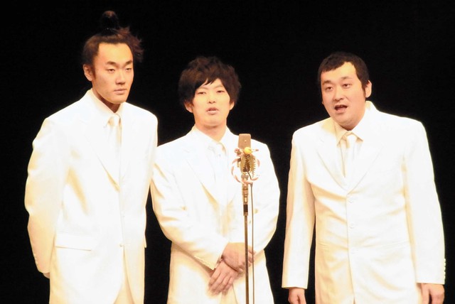 グランジの（左から）五明拓弥、遠山大輔、大（2014年）