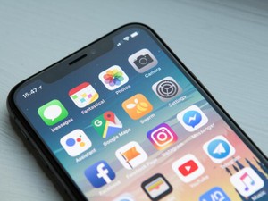 人見知りの克服、日記代わり、友達との繋がり…私の人生を彩るSNS