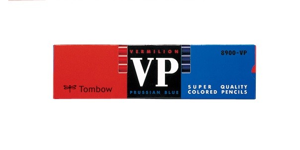 懐かしい赤青鉛筆。（トンボ鉛筆提供）