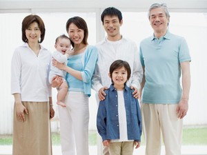 家族信託の受託者を一般社団法人にする際の注意　家族の世代交代など長期的なケアを