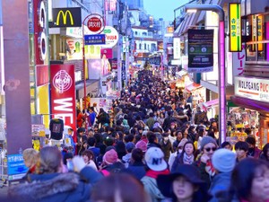 絶望しかけ、憧れのモデルを真似て「もう一人の自分」になろうとした