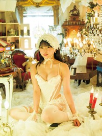 「ENTAME36℃ vol.1」（徳間書店）に登場した姫野ひなの（撮影：大藪達也）