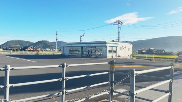 事件があったコンビニ　香川県坂出市加茂町　9月1日
