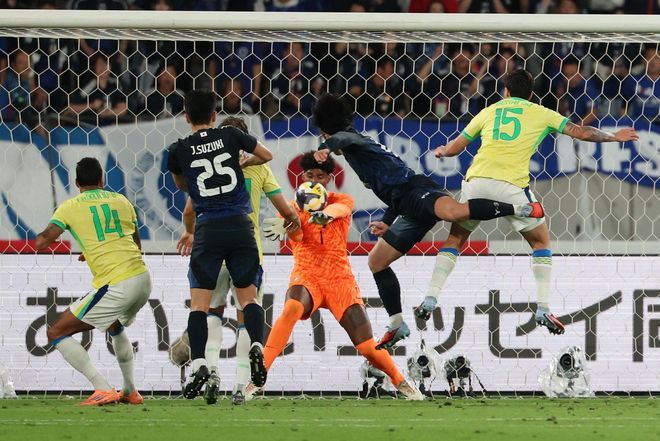 SOCCER/ Japan fight back to earn first ever win over Brazil