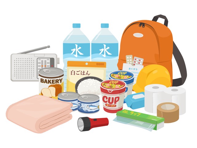 防災・避難用のバッグに加えておきたいアイテムは？　（あ こ/stock.adobe.com）