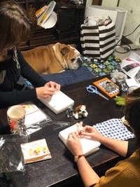 時折、レンタルスペースにも顔を出します