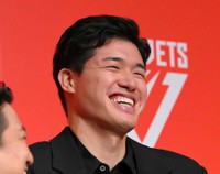 プロバスケットボールプレイヤーの渡邊雄太選手（千葉ジェッツ入団会見にて）