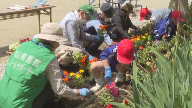 草間台小学校　新見市草間