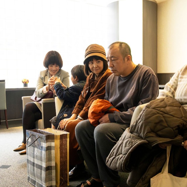 「あなたの息子ひき出します！」©2026 タンダードフィルム合同会社スタンダードフィルム合同会
