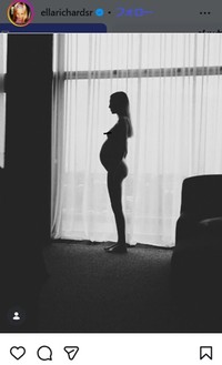 エラ・リチャーズのインスタグラム＠ellarichardsより