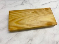 板にかまぼこはほとんど残っていません