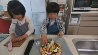 【特集】家族で作ろう！こだわりのピザキットをイタリア料理店が開発　香川