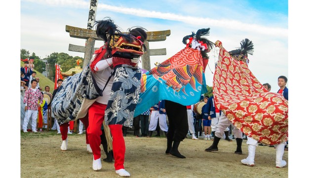 三豊市の秋まつりの風景 獅子舞①（三豊市HPから）