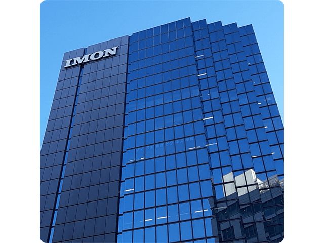 191111 税理士法人FLAP　神戸事務所　神戸事務所ビル外観　会議中