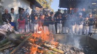 高松市の岩田神社で「とんど焼き」今年1年の無病息災祈る