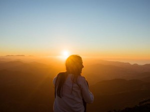 つらくても「大丈夫」と返す私の脳内には、叱咤しかしない母がいる