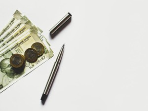 進学先も就職先も基準は偏差値。転職は給料をもとに「自分」で決める