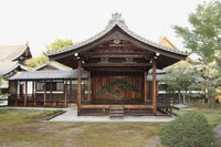 ＮＨＫ紅白歌合戦でＡｄｏさんの中継が行われた重文の能舞台（京都市下京区・東本願寺）＝真宗大谷派提供