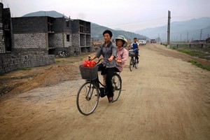 核とミサイルで体制を維持する金一族の論理とは