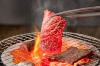 焼き肉のカルビは歳を取るとちょっと重い…　※画像はイメージです（photoAC）