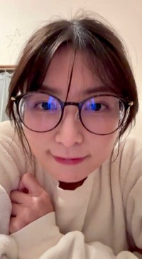 【大島璃乃1st写真集】11/4(水)発売さんのX（@oisland_rino25）より