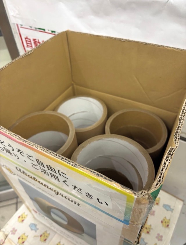 箱の中にはきっぷの芯がずらり／MATCHさん（@match.ko）提供