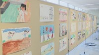 「聖火ランナーになって一緒に」子どもたちが描いた絵　岡山市役所でお披露目！