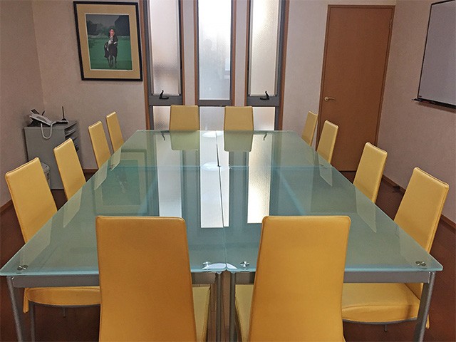 辻・本郷　大和　会議中2