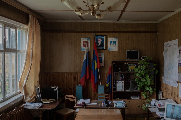 **EMBARGO: No electronic distribution, Web posting or street sales before Saturday 3:01 a.m. ET Oct. 24, 2020. No exceptions for any reasons. EMBARGO set by source.** The mayor's office in Povalikhino, Russia, some 300 miles northeast of Moscow, Oct. 15, 2020. The mayoral election of Marina Udgodskaya, a cleaning lady at city hall who had been asked to run in order to help create the illusion of democratic choice, has precipitated a national media frenzy. (Emile Ducke/The New York Times)