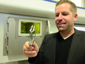 3Dプリンターが貿易の世界を根底から変える　BMWの研究最前線を見た