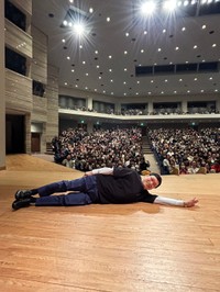 （山里亮太公式Xより）