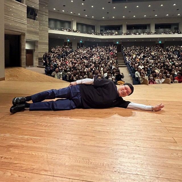 （山里亮太公式Xより）