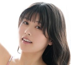 グラビア誌『sabra』第４号に登場したちとせよしのさん