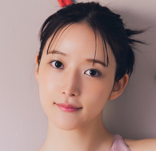 山崎あみ「BLT MONSTER Round 7」（東京ニュース通信社刊） 撮影／川原崎宣喜