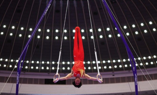 China avenges Olympic defeat in gymnastics showdown