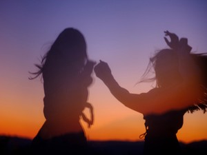 夫婦別姓が認められない今を未来のギャルが笑い飛ばす日を想像する