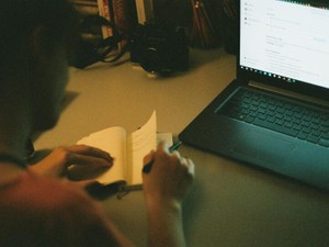 三度の飯より読み書きが好きだった私は、出版社勤務の夢を捨てた