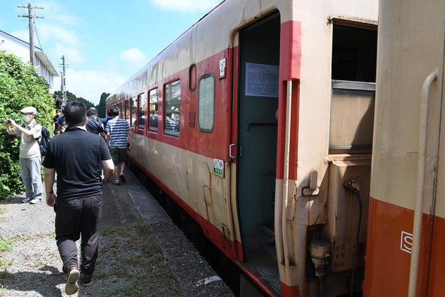 キハ28は、車体の老朽化も進行していた