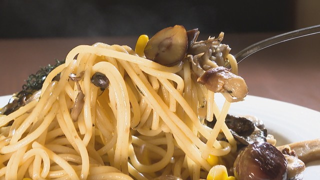 Pasta&Cafe Episode／甘栗とポルチーニ茸　いろんなきのこにコーンの和風オーリオ