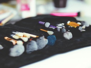 女子高育ちには、卒業前にメイクと恋愛の講座を必修にするべきだ！