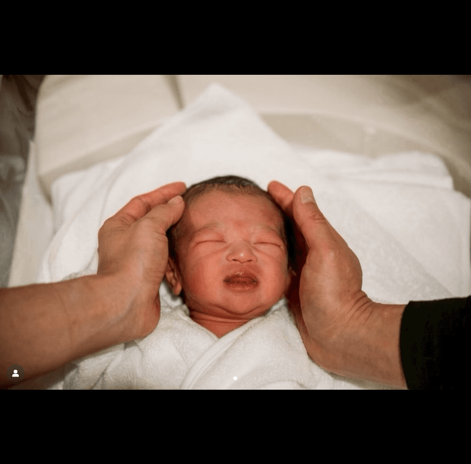 松嶋初音のインスタグラム（＠hatsunex）より