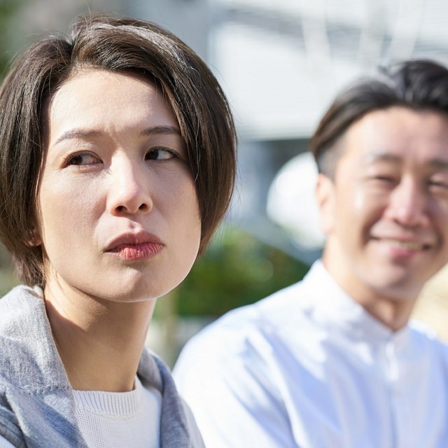 1日中夫がいる生活がつらい　※画像はイメージです（coji_coji_ac/photoAC）