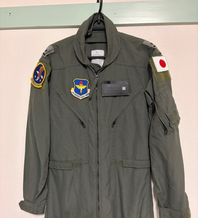 米空軍にいたときに着用していたフライトスーツ／はじめさん（@hajime20250823）提供