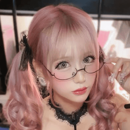 あいめろのインスタグラム（＠aisyu0101）より