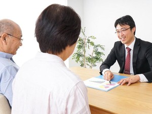 生前対策を税理士に依頼すべき理由とは？　節税メリットや費用の目安も解説